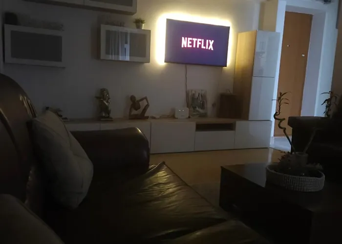 公寓 Black & White 布加勒斯特