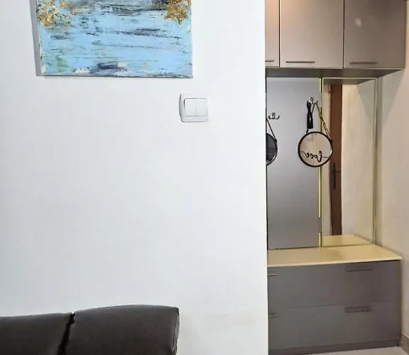 Black & White * 布加勒斯特