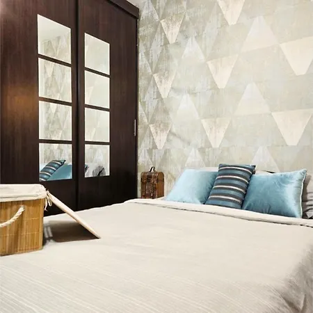 Black & White ブカレスト