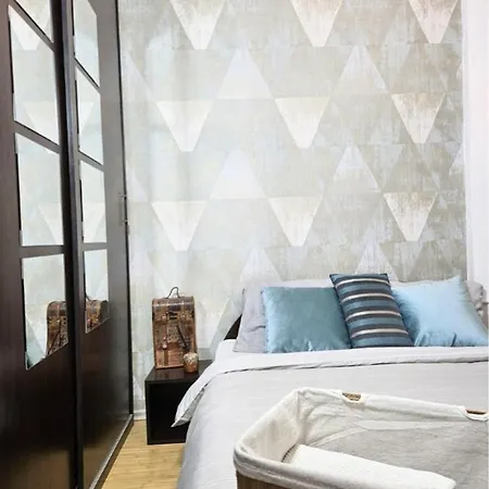 Black & White Apartment