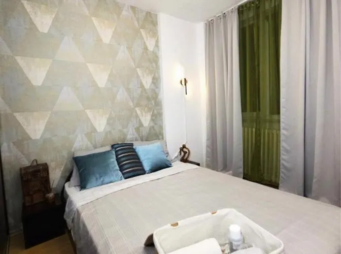 Apartamento Black & White Bucareste